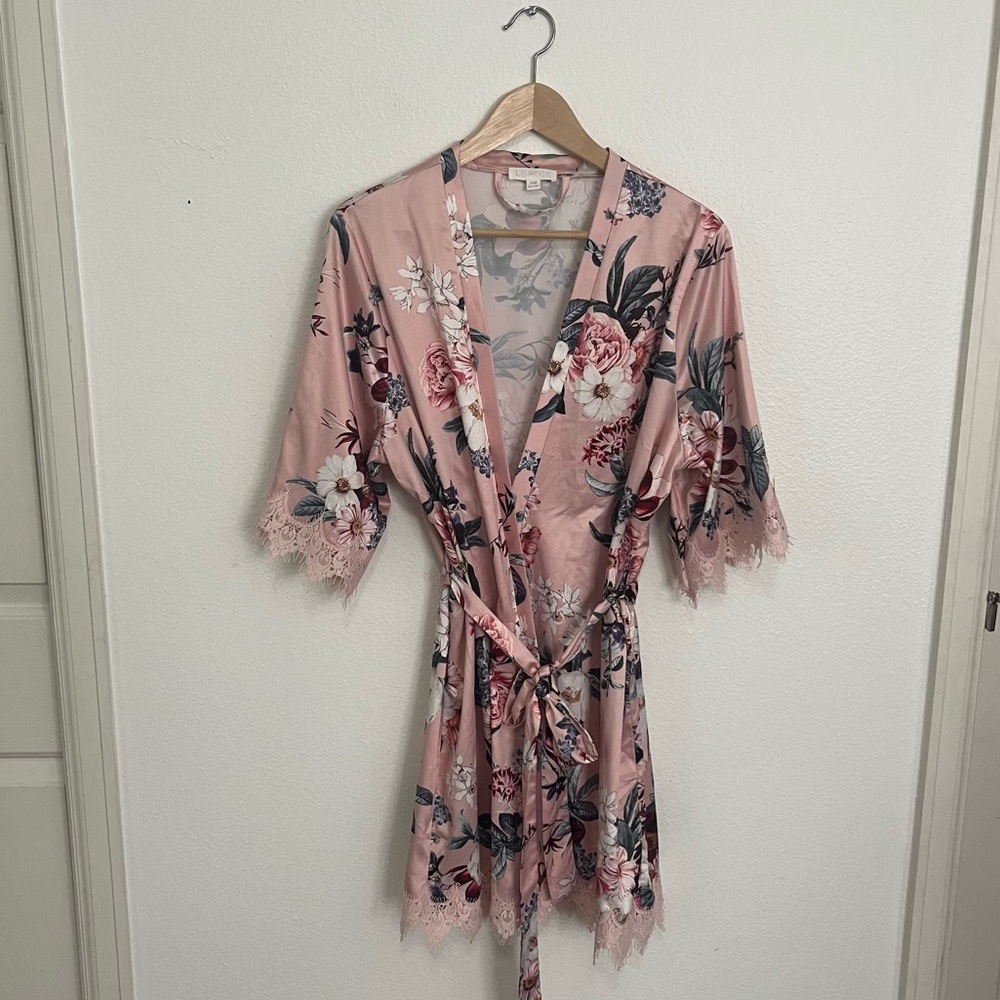 Le Rose | Short Pink Floral Robe, Lace Trimmed, size S/M